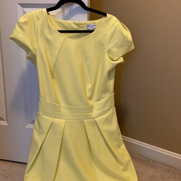 Yellow dress from lulus. - Picture 3 of 3